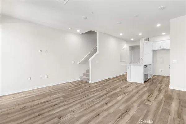 $689,990 | 4005 Valley Oak Lane, Unit E, El Monte, CA 91733