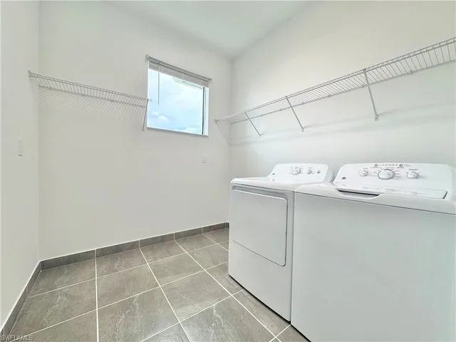 $750,000 | 20885 Thistle Leaf Lane, Estero, FL 33928