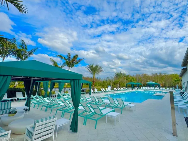 $750,000 | 20885 Thistle Leaf Lane, Estero, FL 33928