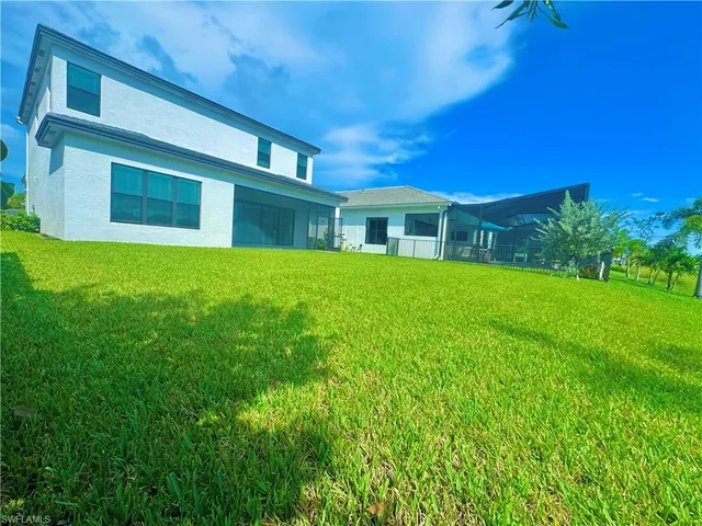 a view of an entryway