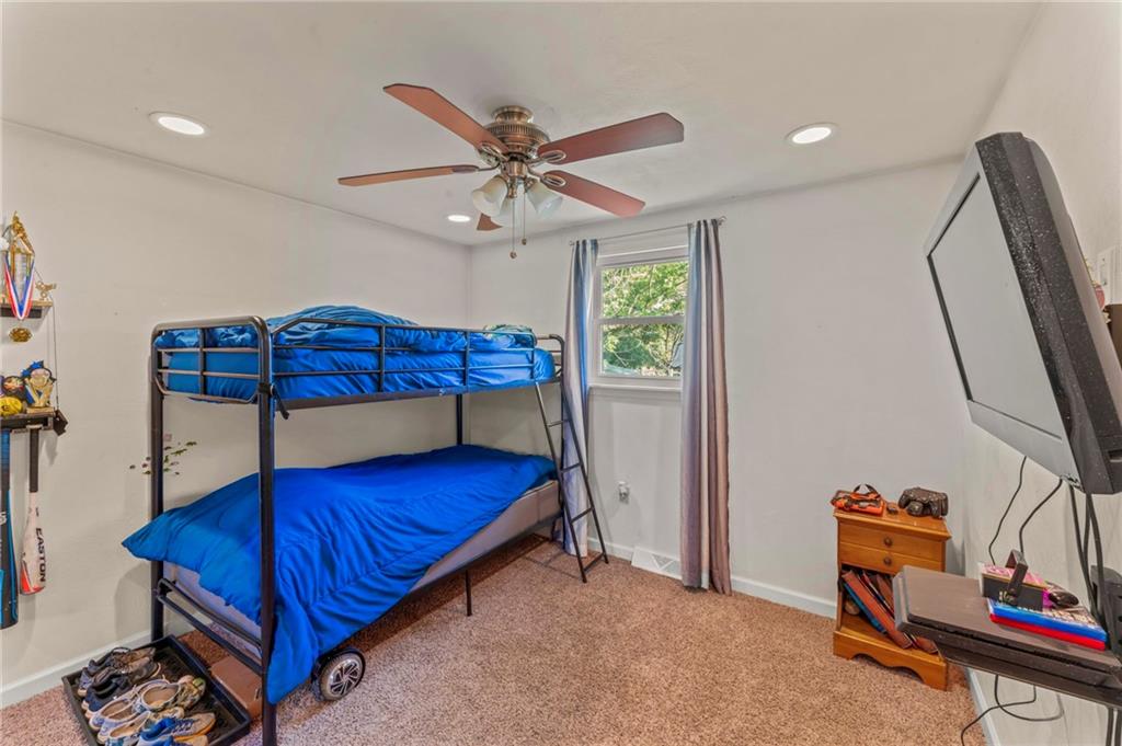 1022 McGovern Road Houston, PA 15342 - Photo 14 of 29 Gallery Image 14