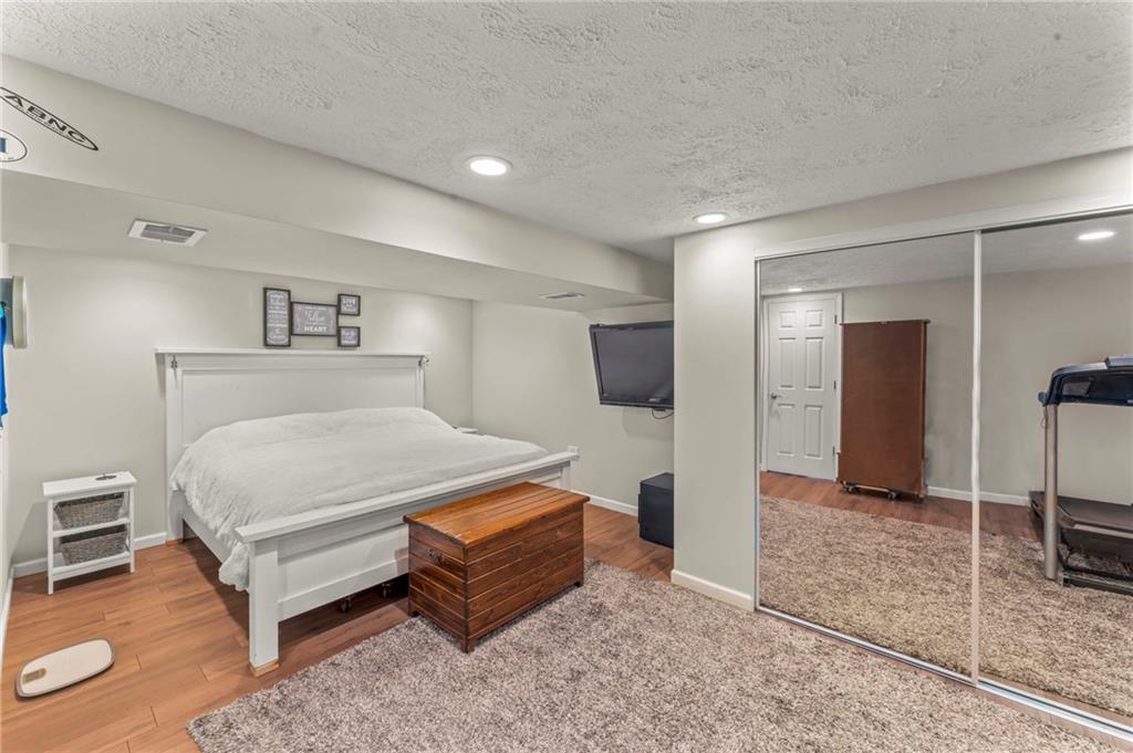 1022 McGovern Road Houston, PA 15342 - Photo 18 of 29 Gallery Image 18