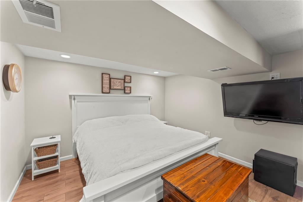 1022 McGovern Road Houston, PA 15342 - Photo 19 of 29 Gallery Image 19