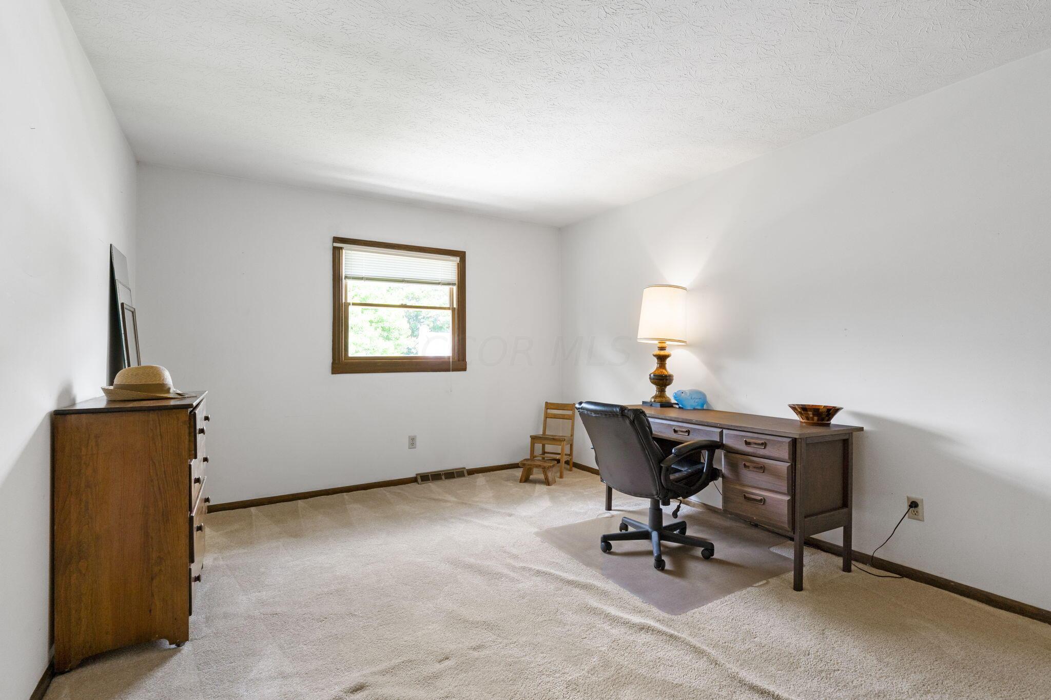 5478 Larkwood Road Columbus, OH 43229 - Photo 34 of 50 5478 Larkwood Rd (Interior)-46