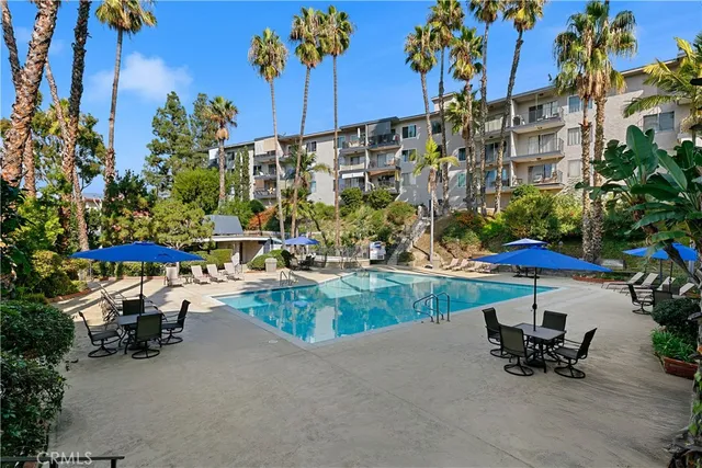 $649,000 | 1517 East Garfield Avenue, Unit 53, Glendale, CA 91205