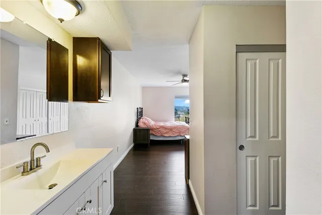 $649,000 | 1517 East Garfield Avenue, Unit 53, Glendale, CA 91205