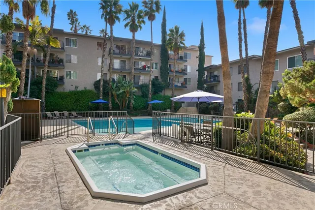 $649,000 | 1517 East Garfield Avenue, Unit 53, Glendale, CA 91205