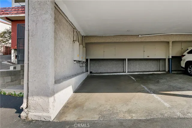 $649,000 | 1517 East Garfield Avenue, Unit 53, Glendale, CA 91205