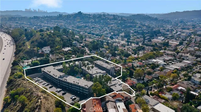 $649,000 | 1517 East Garfield Avenue, Unit 53, Glendale, CA 91205