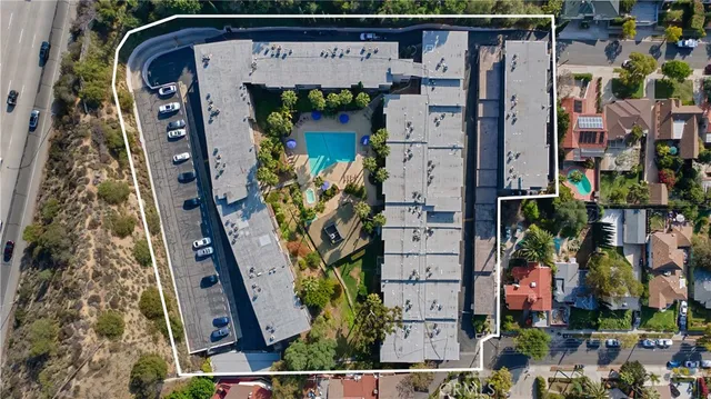 $649,000 | 1517 East Garfield Avenue, Unit 53, Glendale, CA 91205