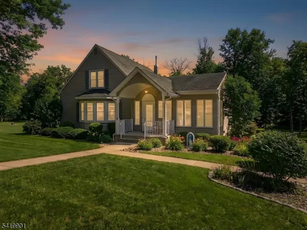 $725,000 | 5 Leiv Eirikson Avenue, Princeton, NJ 08540