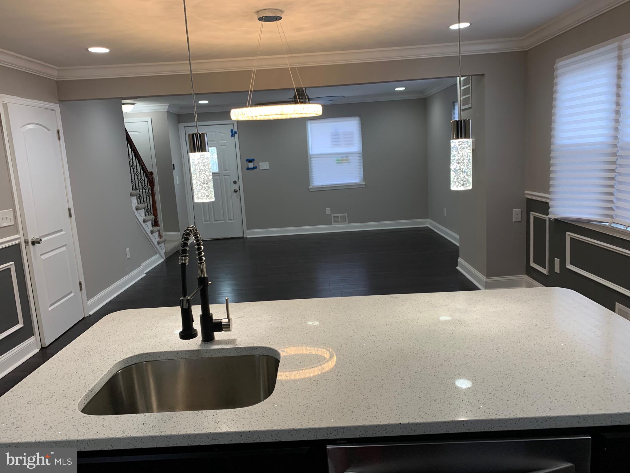 5627 Arnhem Road Baltimore, MD 21206 - Photo 3 of 5 Gallery Image 3