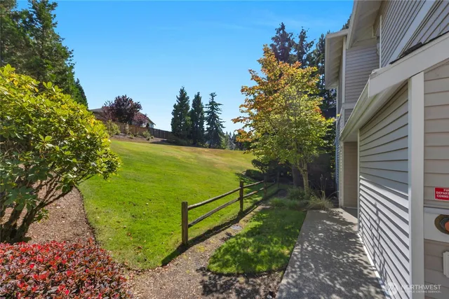 $449,000 | 14007 69th Drive Southeast, Unit D2, Snohomish, WA 98296