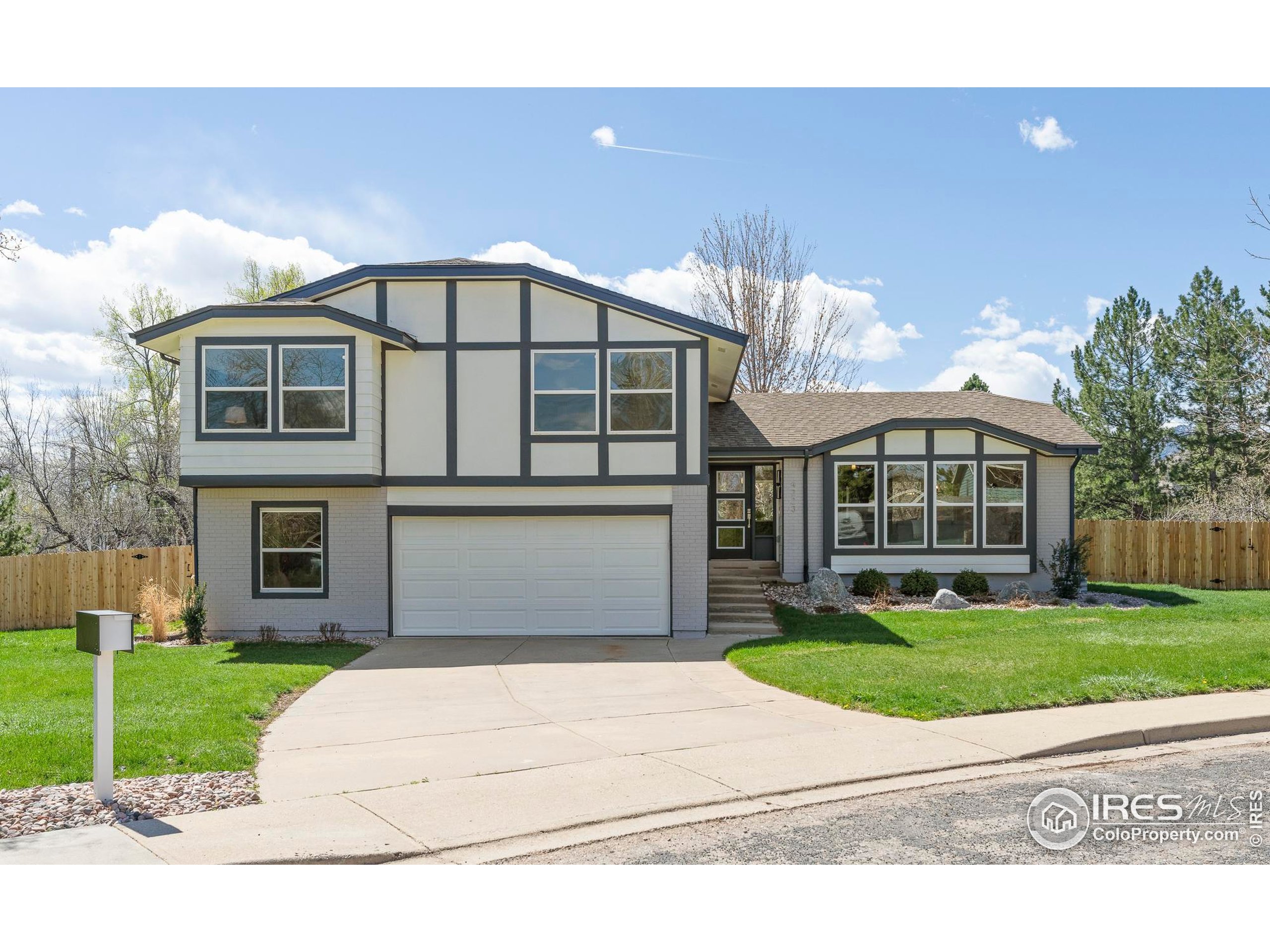 4223 Peach Way Boulder, CO 80301 - Photo 2 of 40