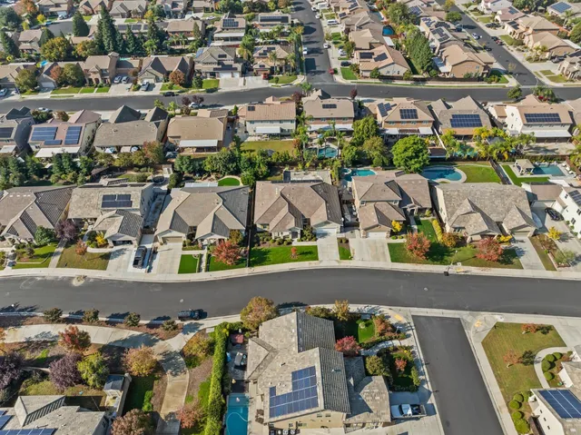 $649,000 | 2914 Blackwood Avenue, Clovis, CA 93619