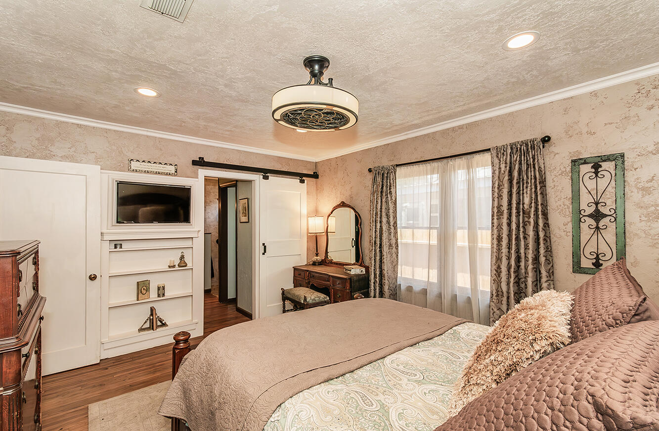 1006 South Rupert Avenue Reedley, CA 93654 - Photo 17 of 29 061724-1006-S-Rupert-Ave-Reedley-CA-17