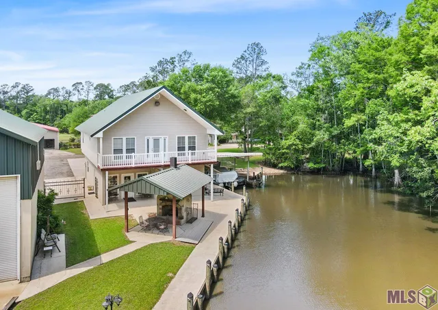$489,000 | 31719 River Pines Drive, Springfield, LA 70462