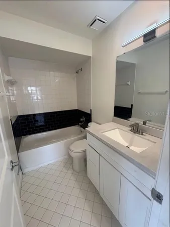 $1,350 | 5232 Via Hacienda Circle, Unit 219, Orlando, FL 32839