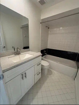 $1,350 | 5232 Via Hacienda Circle, Unit 219, Orlando, FL 32839