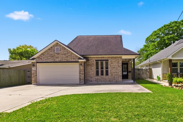 $316,990 | 1022 McArthur Drive, Port Neches, TX 77651