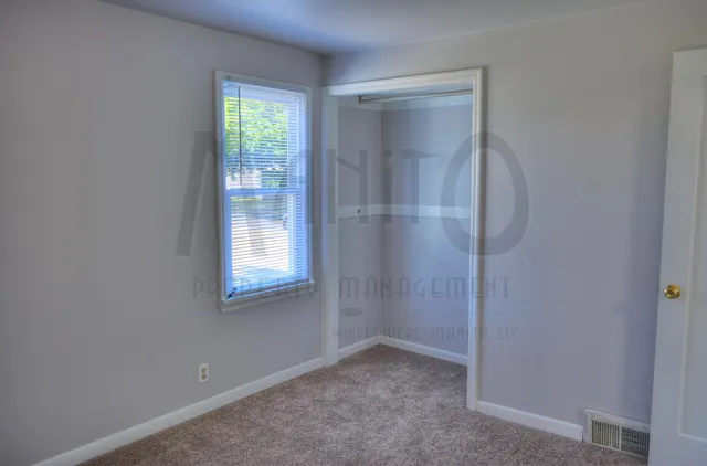 $1,950 | 5709 North C Street, Spokane, WA 99205