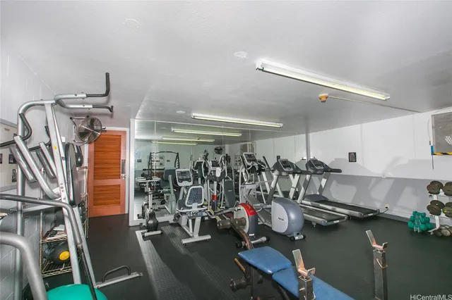 $379,900 | 55 South Judd Street, Unit 1901, Honolulu, HI 96817