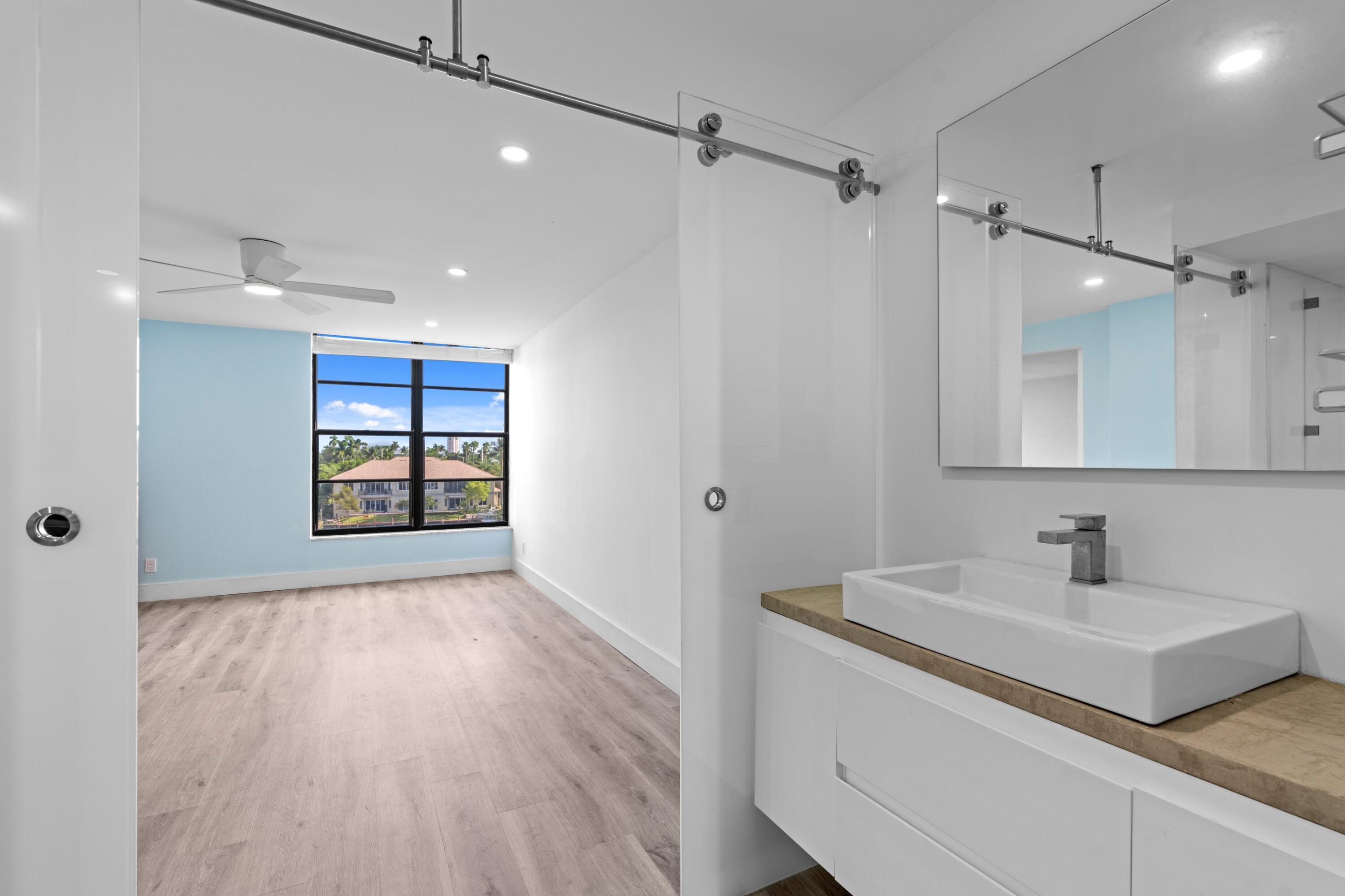 6 Royal Palm Way, Unit 509 Boca Raton, FL 33432 - Photo 12 of 20 DSC02708-SMALL