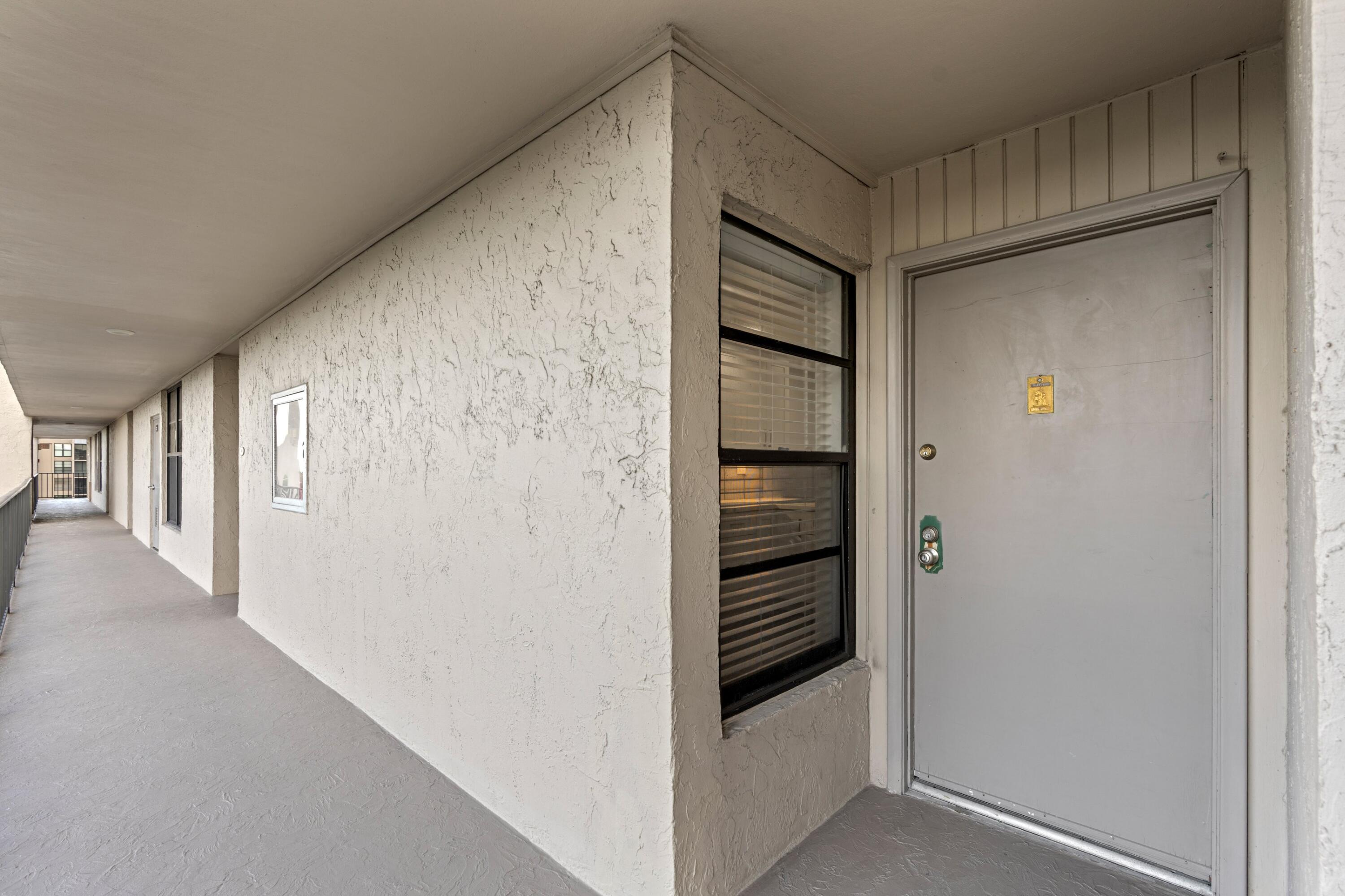 6 Royal Palm Way, Unit 509 Boca Raton, FL 33432 - Photo 16 of 20 DSC02801-SMALL