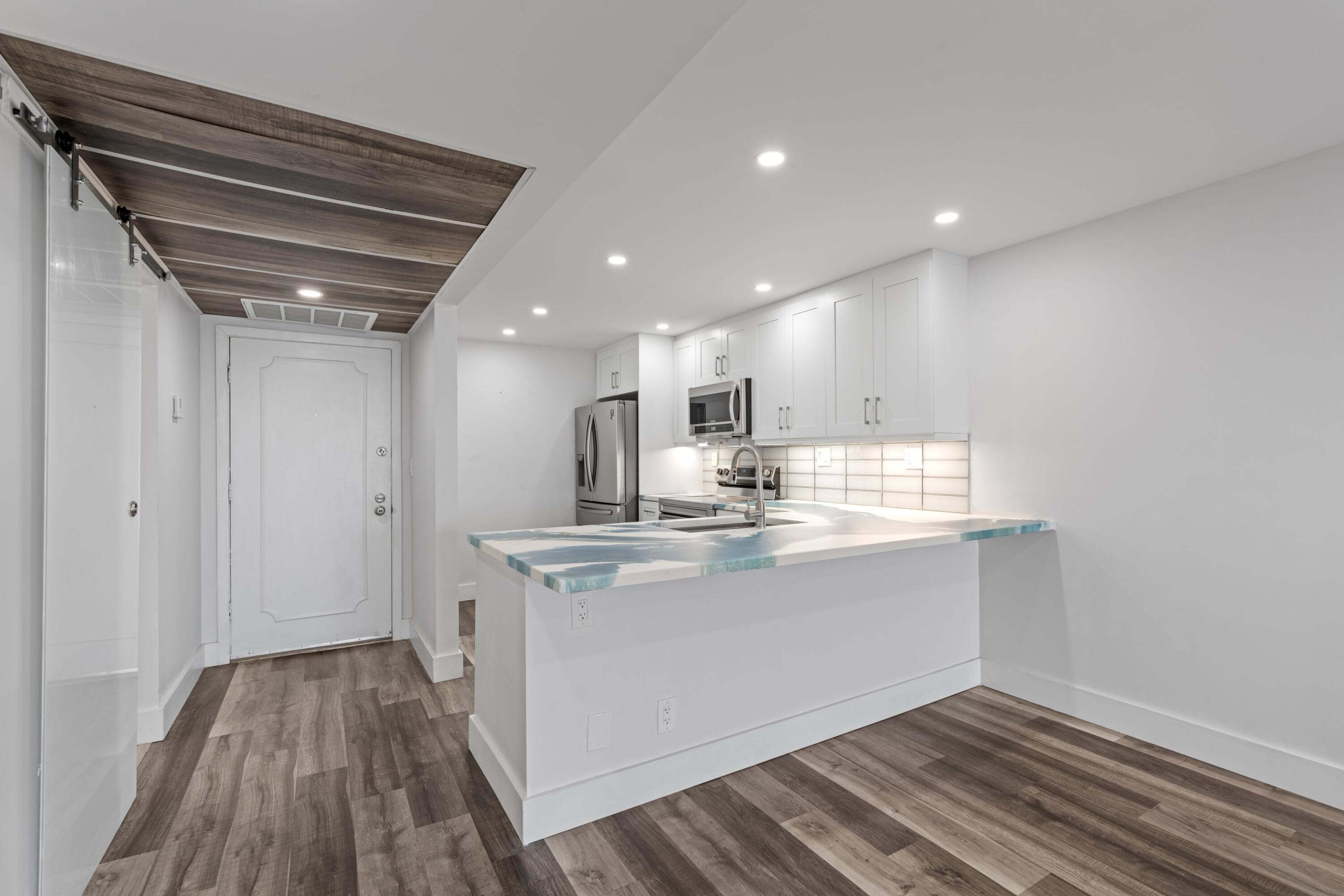 6 Royal Palm Way, Unit 509 Boca Raton, FL 33432 - Photo 4 of 20 DSC02743-SMALL