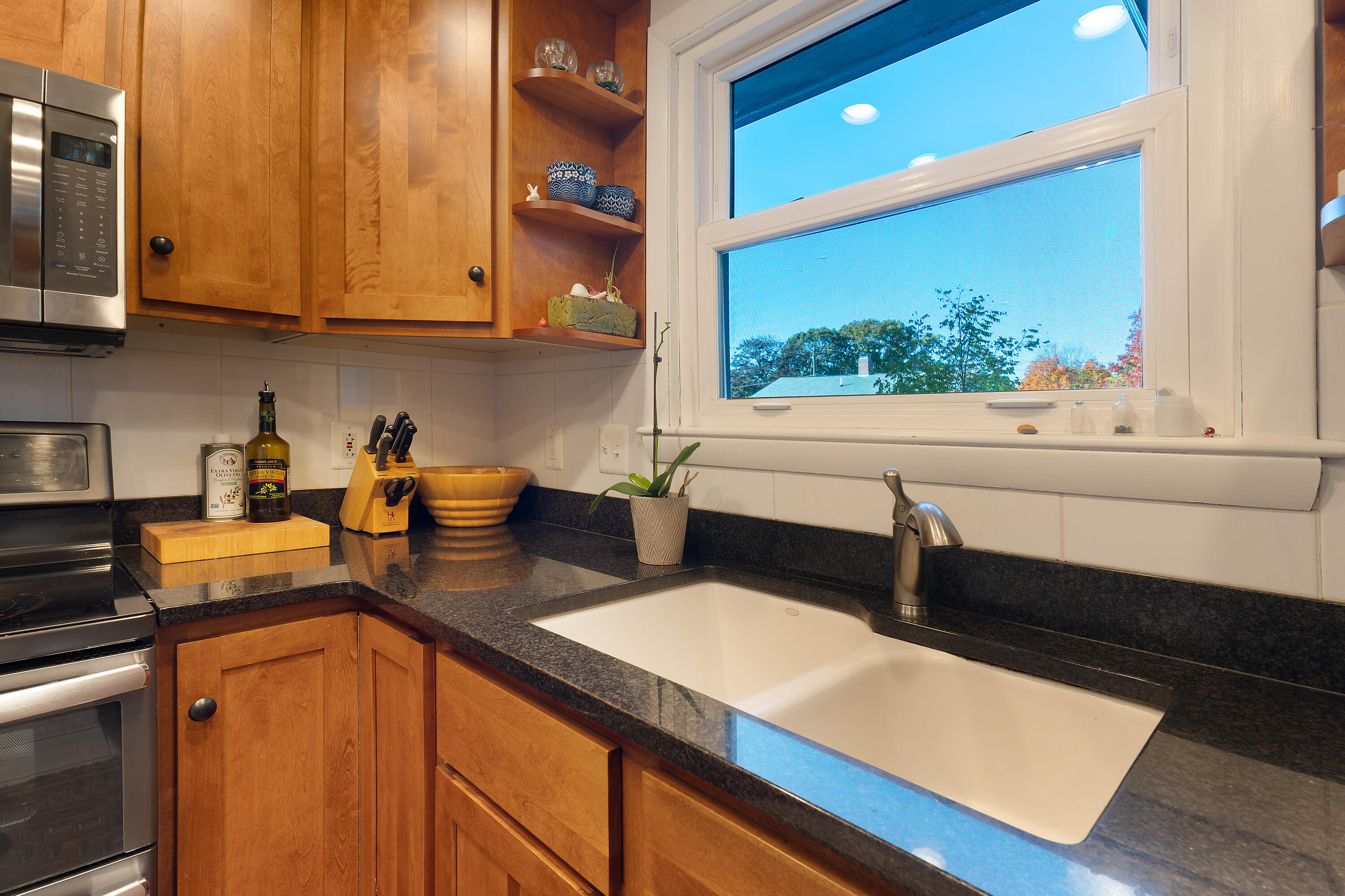 13 Thrasher Road Cape Elizabeth, ME 04107 - Photo 26 of 66 13 Thrasher Rd_129