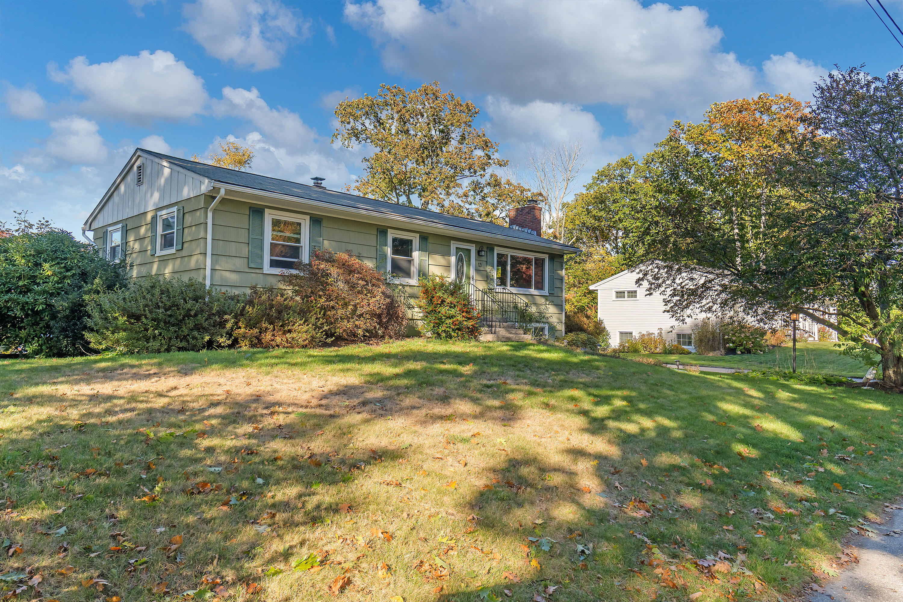 13 Thrasher Road Cape Elizabeth, ME 04107 - Photo 3 of 66 13 Thrasher Rd_103