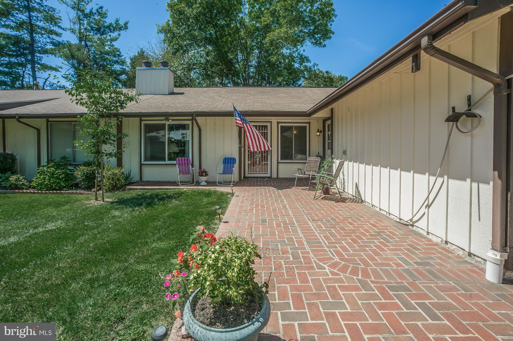 14938 Hydrus Road Silver Spring, MD 20906 - Photo 2 of 30 Exterior (Front)