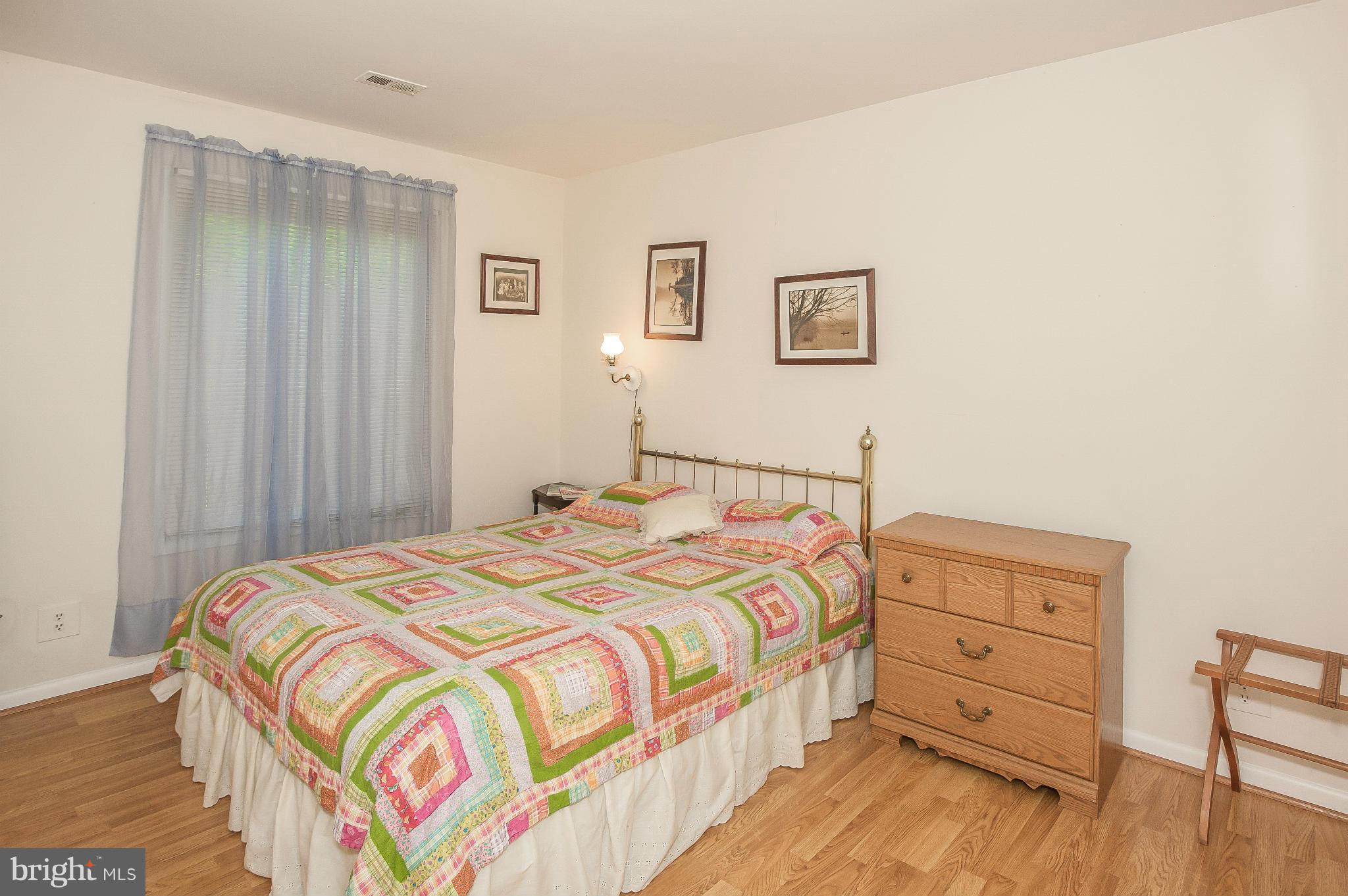 14938 Hydrus Road Silver Spring, MD 20906 - Photo 20 of 30 Bedroom