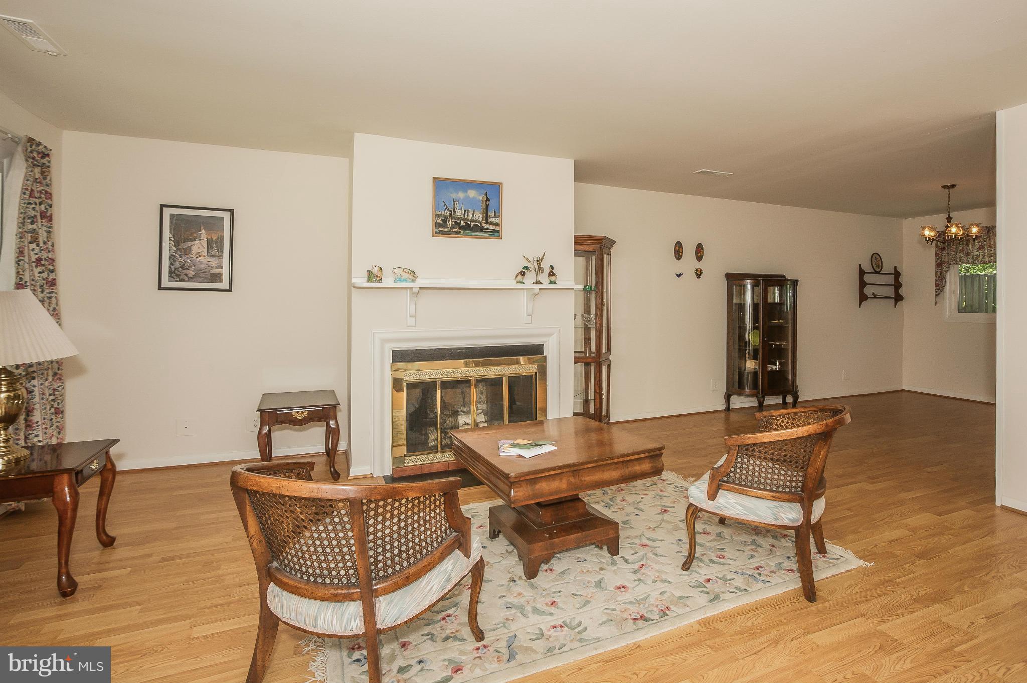 14938 Hydrus Road Silver Spring, MD 20906 - Photo 4 of 30 Living Room