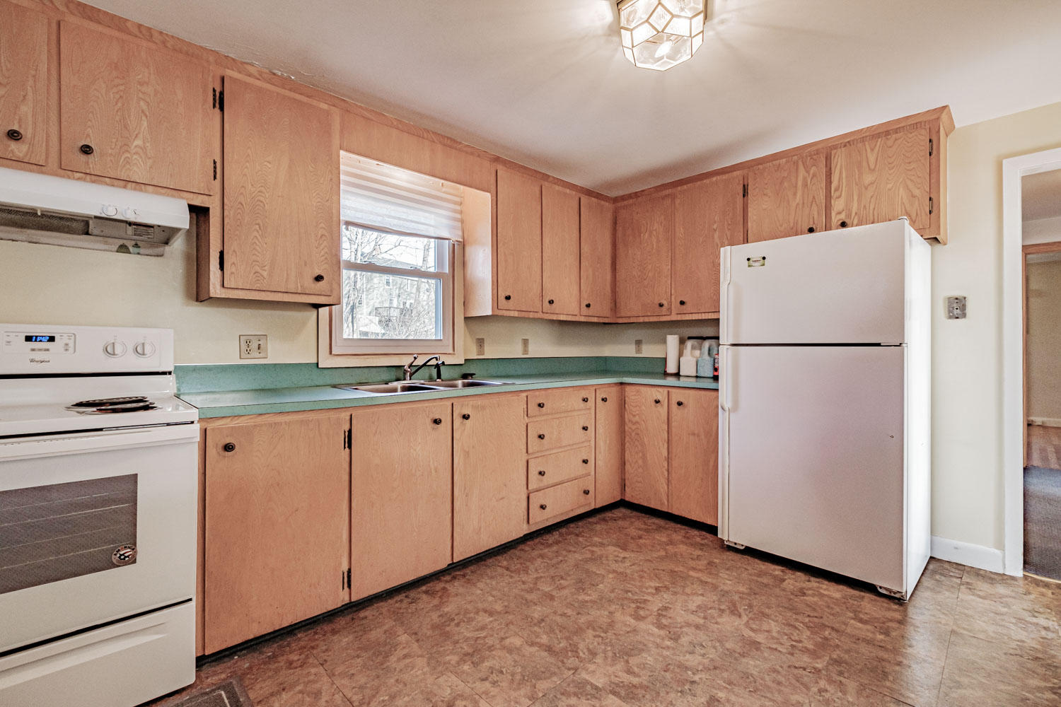 42 Hillside Road Portland, ME 04103 - Photo 7 of 34 20201229gp-61013