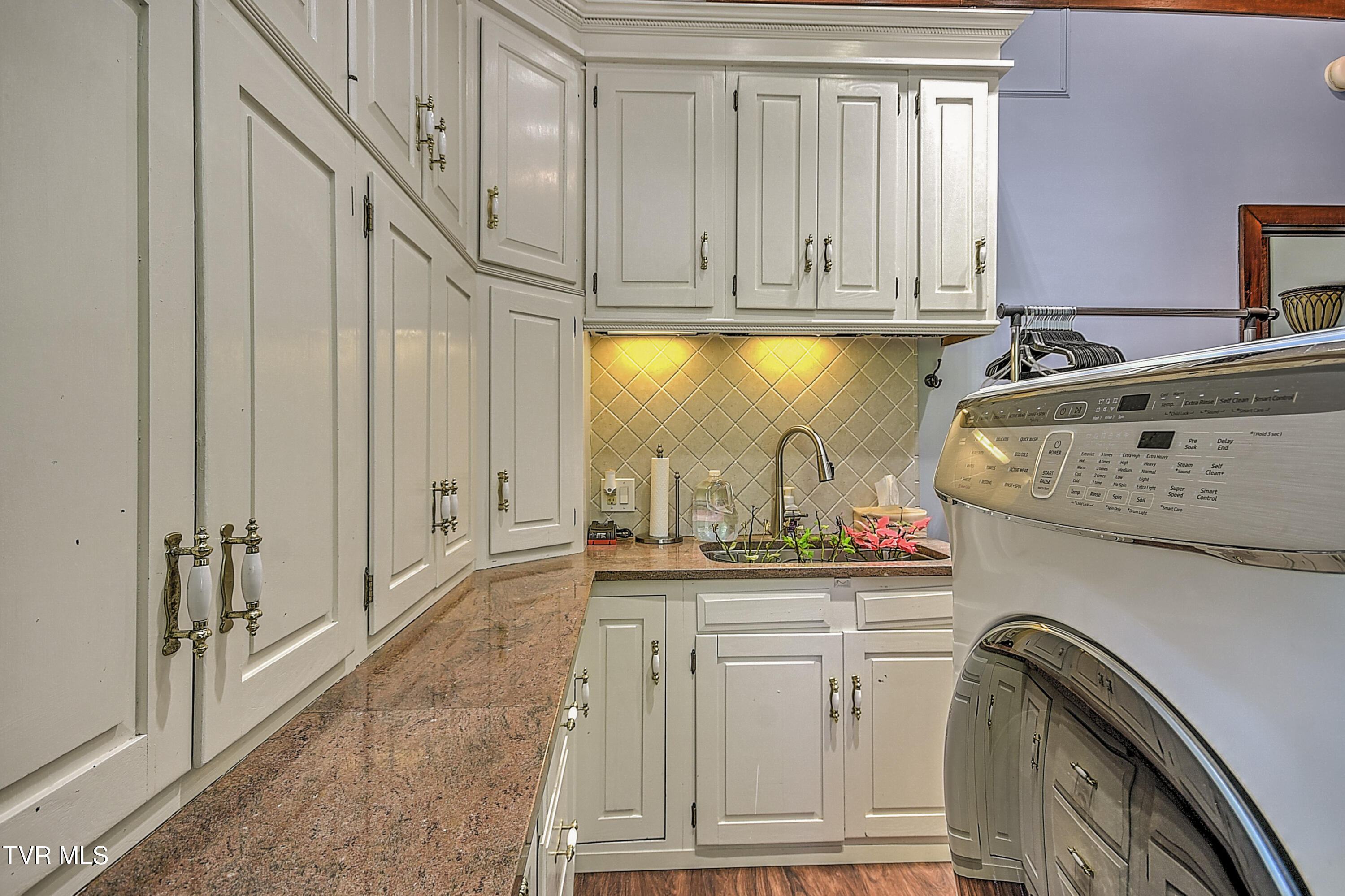 159 Columbine Road Kingsport, TN 37660 - Photo 99 of 108 159 Columbine EH-26