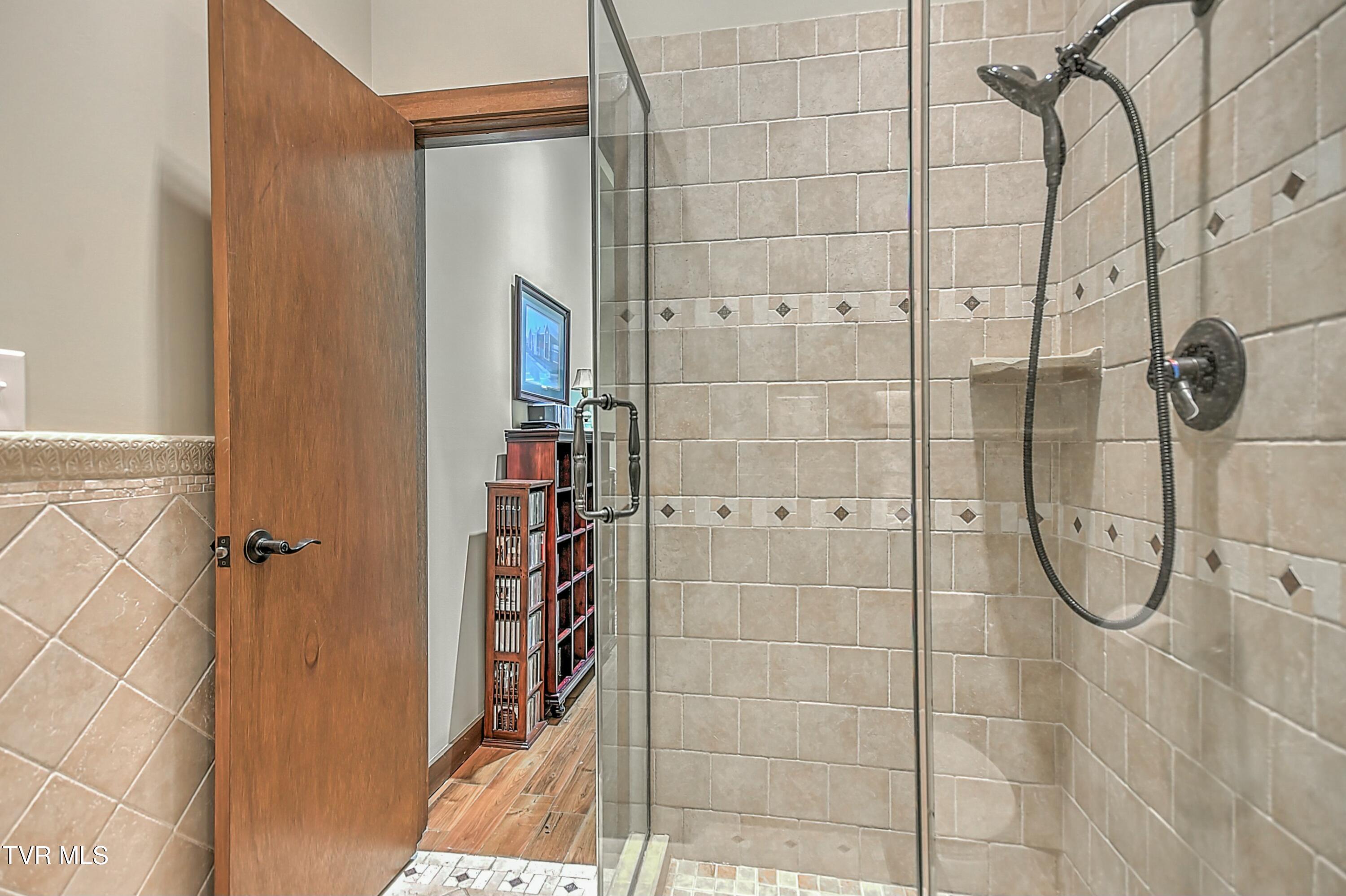 159 Columbine Road Kingsport, TN 37660 - Photo 43 of 108 tempImageAGk1cL