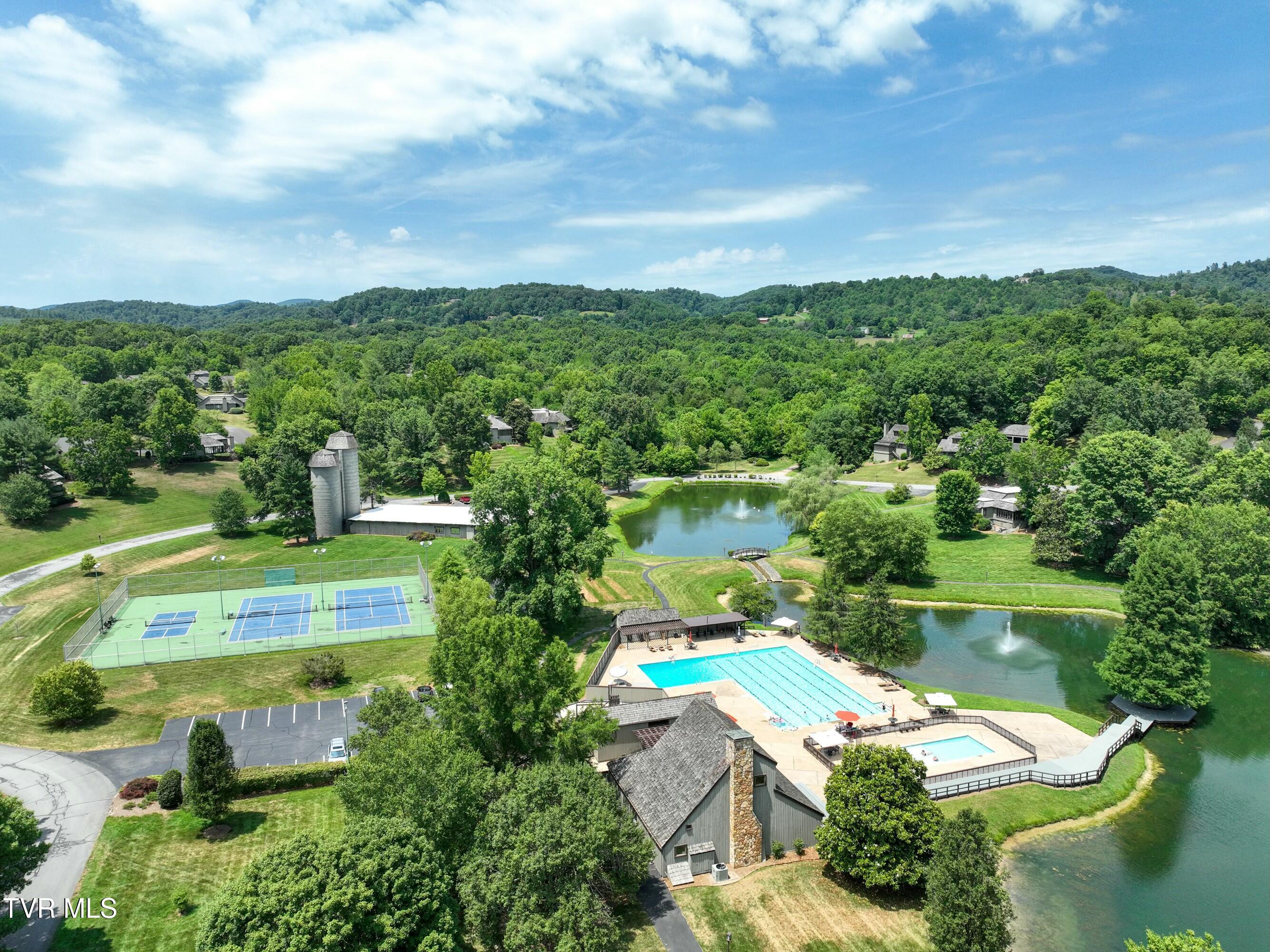 159 Columbine Road Kingsport, TN 37660 - Photo 66 of 108 tempImageyEEp2j