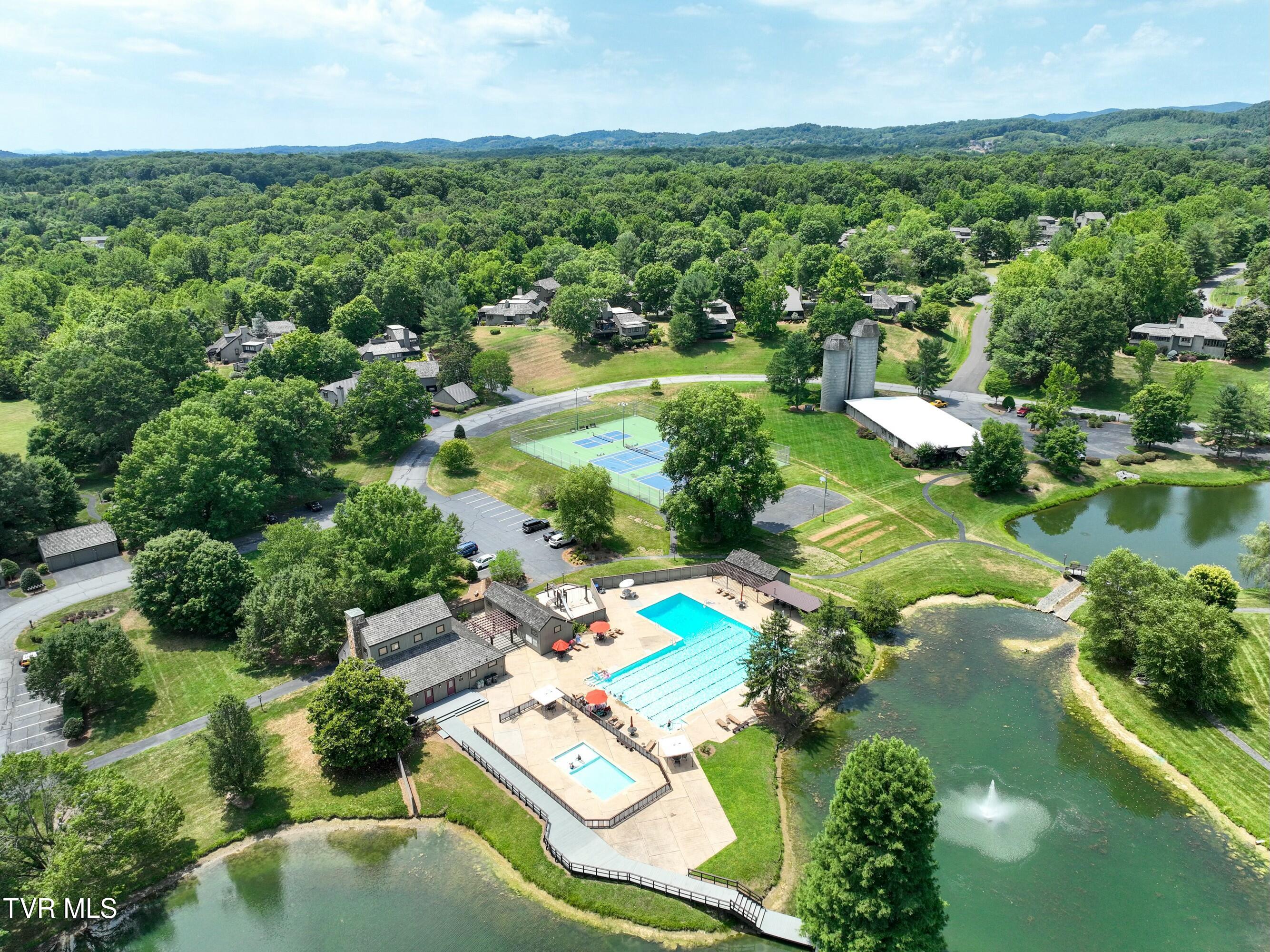 159 Columbine Road Kingsport, TN 37660 - Photo 68 of 108 tempImageUsSZEV