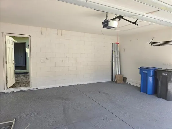 $2,200 | 14155 Stowbridge Avenue, Tampa, FL 33626