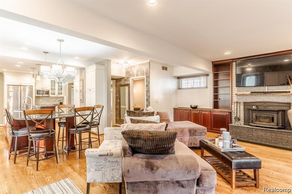 1263 Whittier Road Grosse Pointe Park, MI 48230 - Photo 16 of 39