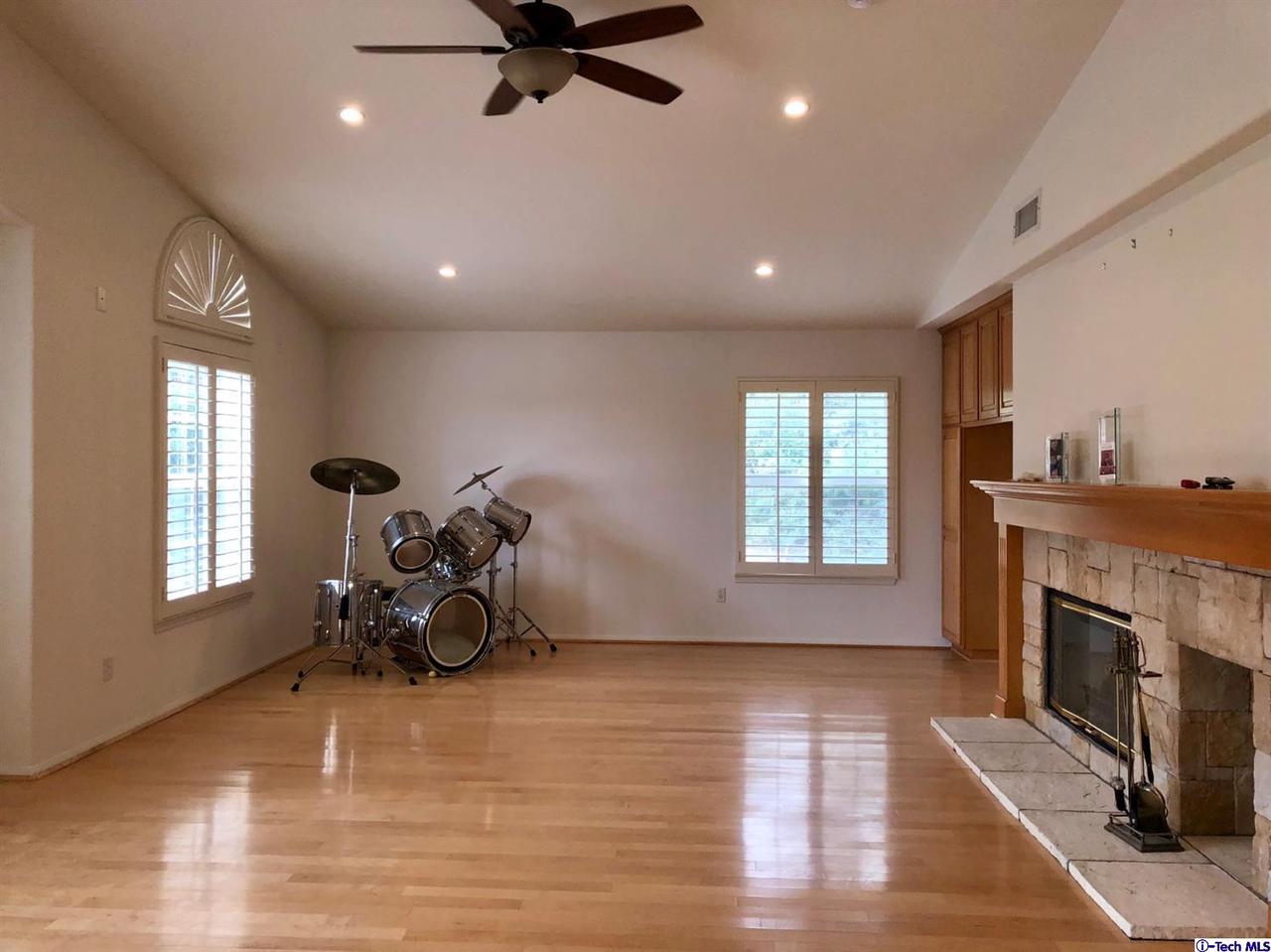 11864 Turtle Springs Lane Porter Ranch, CA 91326 - Photo 16 of 49 Gallery Image 16