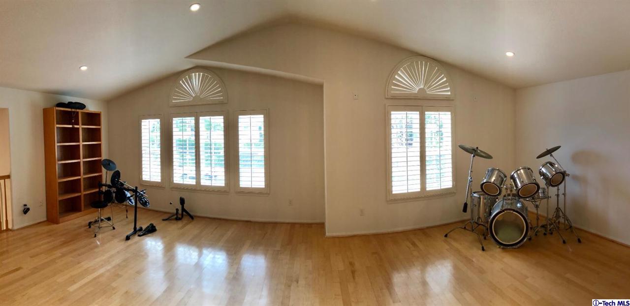 11864 Turtle Springs Lane Porter Ranch, CA 91326 - Photo 18 of 49 Gallery Image 18