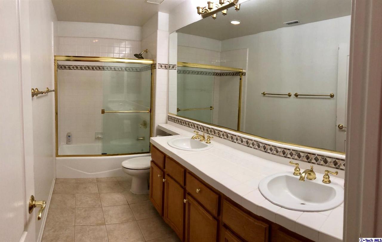 11864 Turtle Springs Lane Porter Ranch, CA 91326 - Photo 20 of 49 Gallery Image 20
