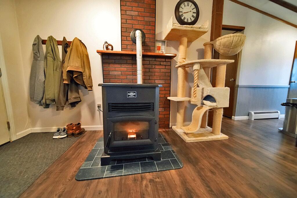 513 Calais Road Houlton, ME 04730 - Photo 30 of 85 pellet-stove-woodheat