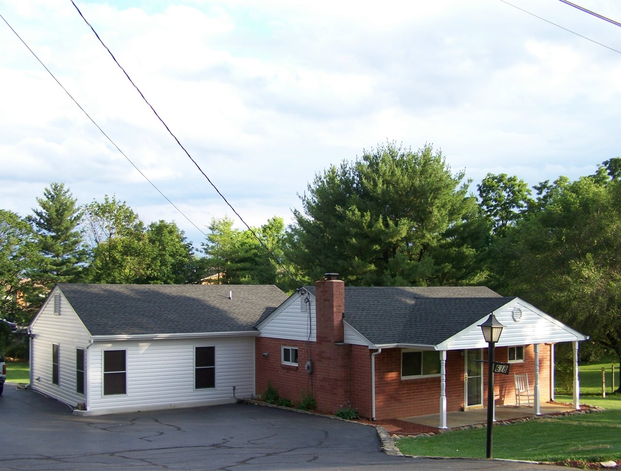 618 North Mill Road Salem, VA 24153 - Photo 2 of 26 618 North Mill Road, Salem, VA 24153