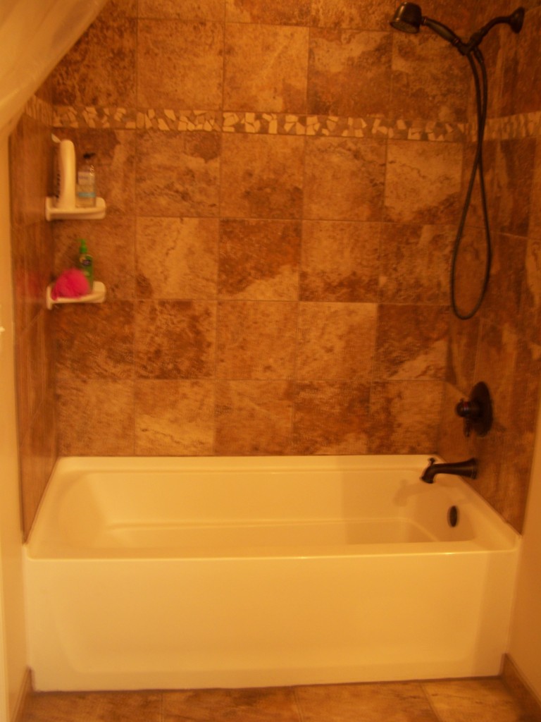 618 North Mill Road Salem, VA 24153 - Photo 16 of 26 Beautiful Tiled Shower