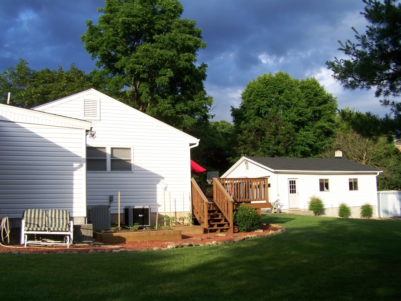 618 North Mill Road Salem, VA 24153 - Photo 4 of 26 A Quick Look at the Back & Side Yard