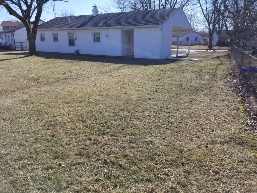 2927 South Cherokee Road Muncie, IN 47302 - Photo 3 of 16 Gallery Image 3