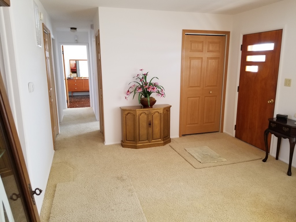 2927 South Cherokee Road Muncie, IN 47302 - Photo 4 of 16 Gallery Image 4
